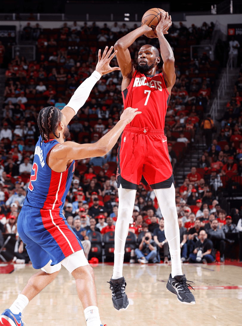 前妻：和布冯离婚后，花了很长时间才接受别人的追求（布冯前妻自述：离婚后很久才接受他人追求）