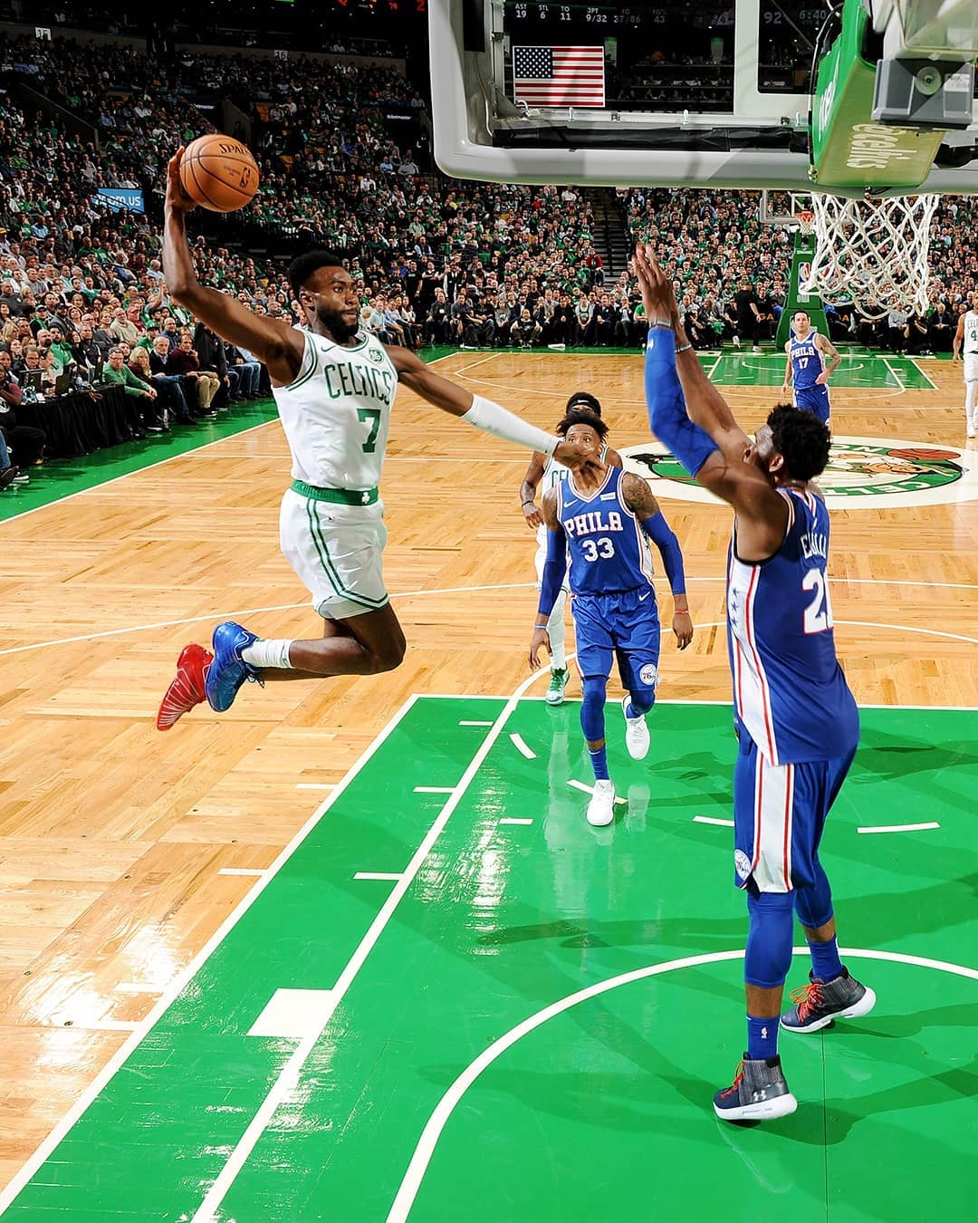 这个家离不开他，姆巴佩直接参与了皇马最近9粒进球（皇马近9球全有他参与，姆巴佩成不可或缺）