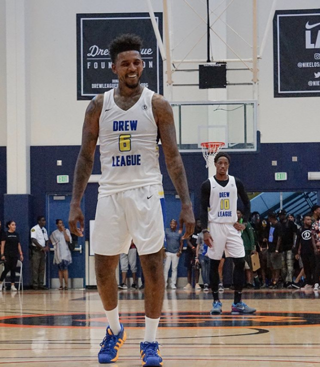 阿斯顿维拉 vs. 阿森纳：乌奈·埃梅里能再次智胜米克尔·阿尔特塔吗？（维拉迎战阿森纳：埃梅里能否再度压制阿尔特塔？）