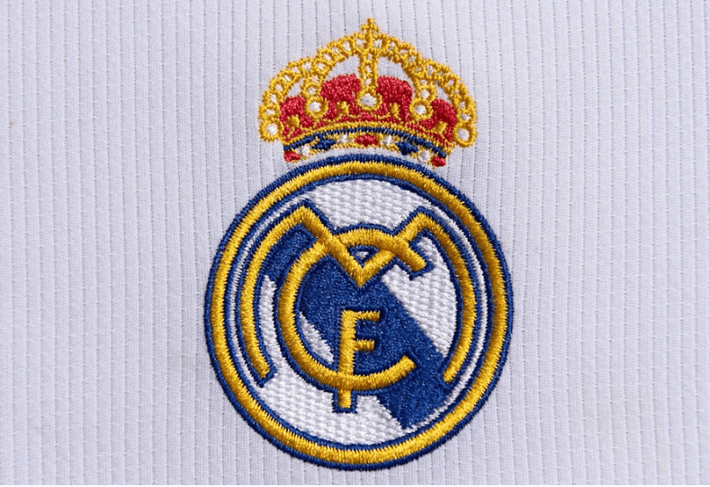 记者：卡马文加腿筋疼痛，可能缺席法国与乌克兰的比赛（记者称卡马文加腿筋不适，恐无缘法国对乌克兰之战）