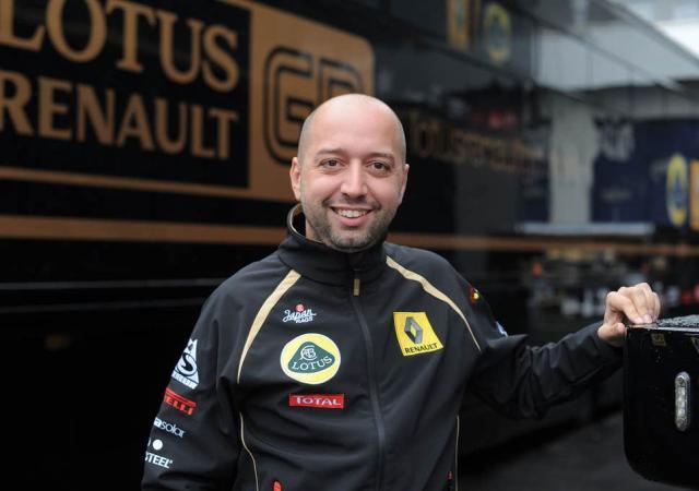 B费vs狼队全场数据：2球1助攻，5次关键传球但丢失19次球权（B费战狼队：梅开二度+1助攻，5次关键传球亦有19次丢失球权）