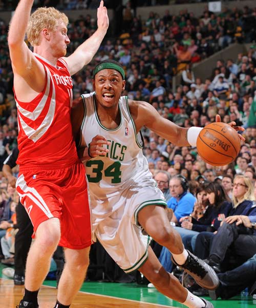 詹姆斯：生涯中所有对我打球方式的批评都很愚蠢，我不会改变（詹姆斯：生涯中针对我打法的批评都是无稽之谈，我不会改变）