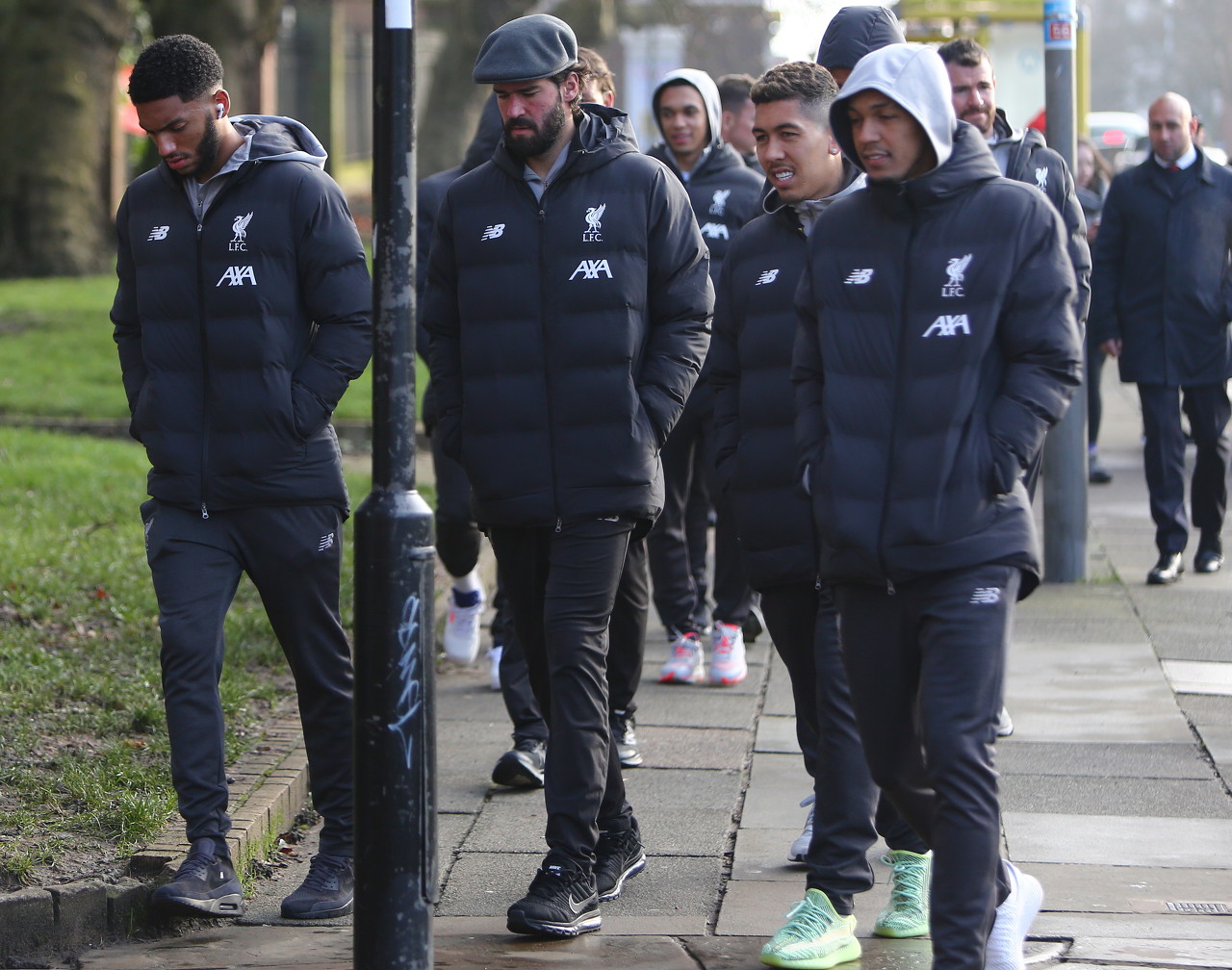 德转列自由转会身价前10：姆巴佩1.8亿欧第1，梅西8000万第2（德转发布自由身球员身价前十：姆巴佩1.8亿登顶，梅西8000万居次）