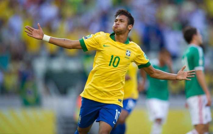 法尔克：拜仁认为超6500万欧签雅克松太贵，在关注弗拉霍维奇（法尔克：拜仁嫌雅克松6500万欧以上太贵，转而关注弗拉霍维奇）