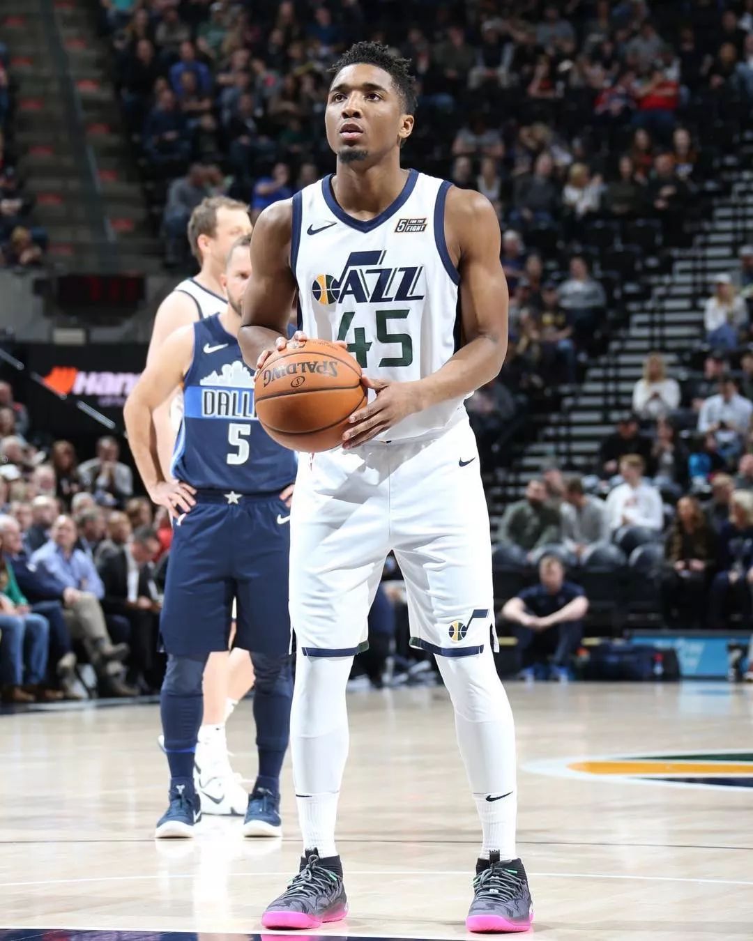 20分惨败！广东宿敌惨遭NBL球队爆冷：辽宁队这下够尴尬了？（爆冷20分惨负！广东宿敌被NBL队掀翻，辽宁队尴尬了？）