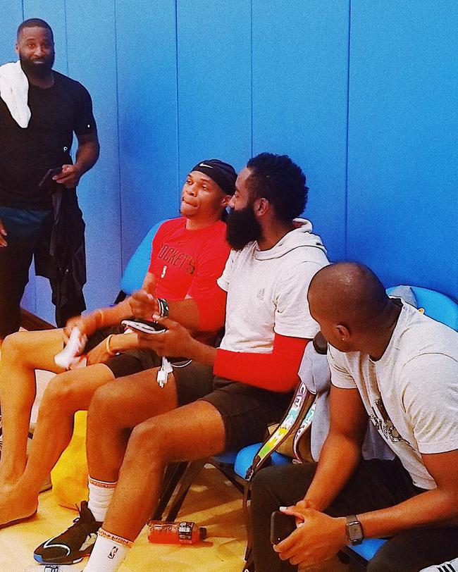 德转列巴甲最贵11人：罗克3500万领衔，多位欧洲豪门旧将入选（德转评巴甲身价最高十一人：罗克3500万居首，多位昔日欧陆豪门球员上榜）